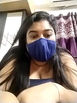 indianlisa5 online show from September 8, 2025, 10:20 pm