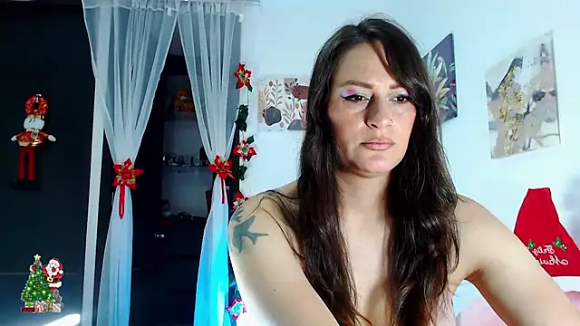 JadeHiilton online show from December 26, 2024, 7:49 pm