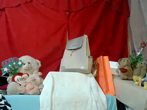 hottieperla online show from October 25, 2025, 7:30 pm