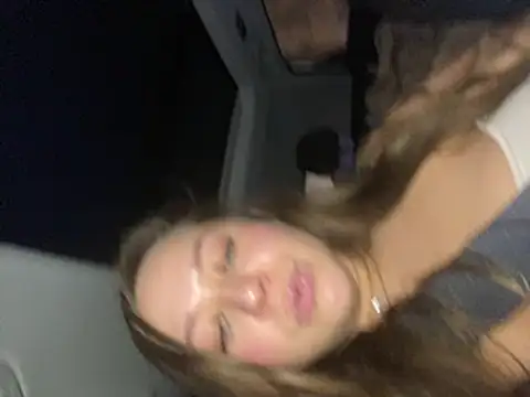 AurorHarris online show from December 3, 2024, 1:54 pm