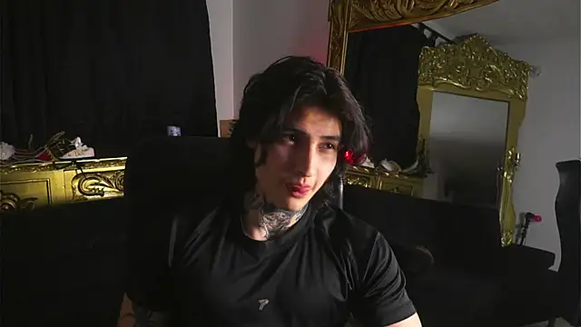 Snapshot of dantecoppolaa_ chatting on January 15, 2025, 11:51 pm dantecoppolaa online show from January 15, 2025, 11:51 pm