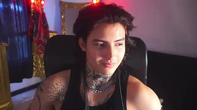 Snapshot of dantecoppolaa_ chatting on March 2, 2025, 6:40 pm dantecoppolaa online show from March 2, 2025, 6:40 pm