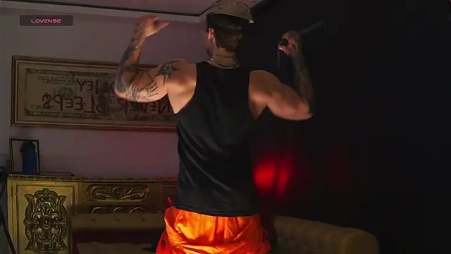 Snapshot of dantecoppolaa_ chatting on October 31, 2025, 11:06 pm dantecoppolaa online show from October 31, 2025, 11:06 pm