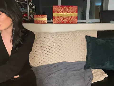 Snapshot of NemesisXSky chatting on February 6, 2025, 4:31 am NemesisXSky online show from February 6, 2025, 4:31 am