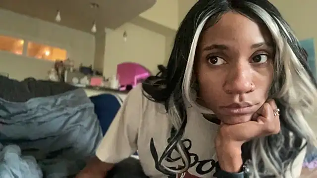 cutiesigh online show from September 10, 2025, 5:57 pm