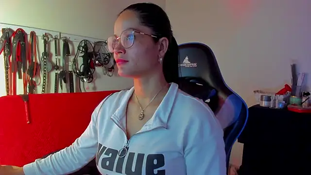 Snapshot of scarlet-kennedy98 chatting on February 4, 2026, 8:47 pm scarlet-kennedy98 online show from February 4, 2026, 8:47 pm