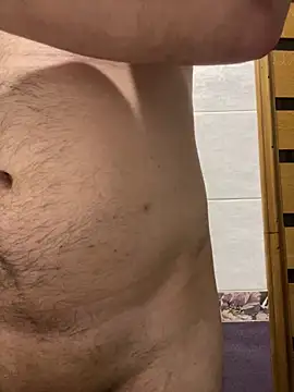 Snapshot of vanho29 chatting on February 4, 2026, 3:51 pm vanho29 online show from February 4, 2026, 3:51 pm