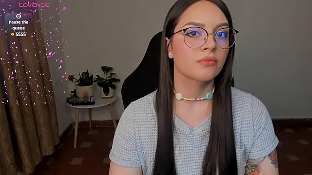 anaveleeez online show from January 10, 2025, 5:26 am