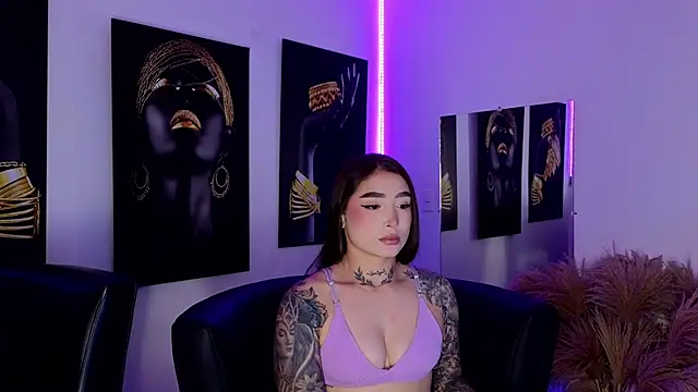 Snapshot of _brenna_hanson chatting on November 15, 2025, 7:10 pm brenna hanson online show from November 15, 2025, 7:10 pm