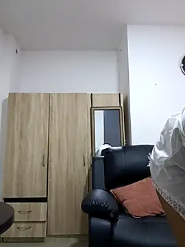 Issa Km  online show from March 29, 2026, 12:43 am