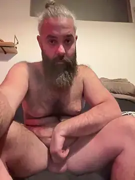 Snapshot of Grenn90 chatting on December 25, 2024, 10:05 pm Grenn90 online show from December 25, 2024, 10:05 pm