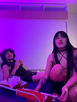 Snapshot of aangie__uwu chatting on December 2, 2024, 3:04 am aangie uwu online show from December 2, 2024, 3:04 am