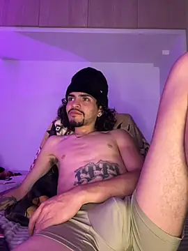 Snapshot of aangie__uwu chatting on January 25, 2025, 2:47 am aangie uwu online show from January 25, 2025, 2:47 am