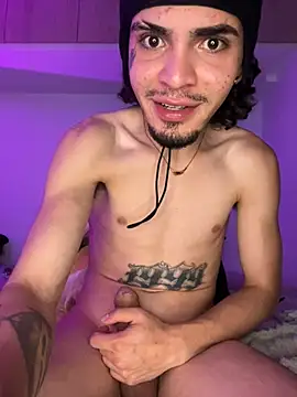 Snapshot of aangie__uwu chatting on February 18, 2025, 4:15 am aangie uwu online show from February 18, 2025, 4:15 am