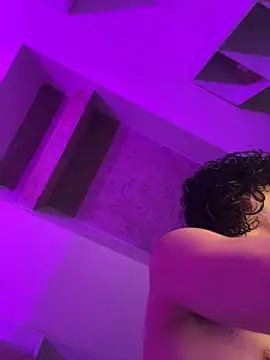 Snapshot of aangie__uwu chatting on February 21, 2025, 12:05 am aangie uwu online show from February 21, 2025, 12:05 am