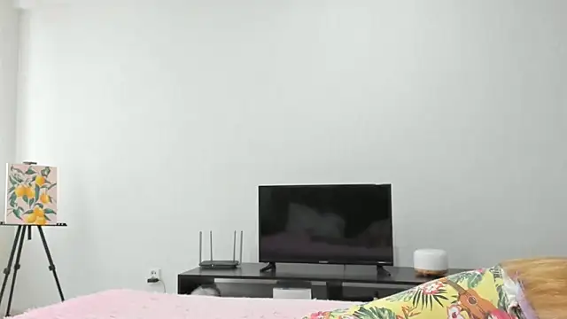 Snapshot of CarolHowward chatting on September 20, 2025, 5:52 am CarolHowward online show from September 20, 2025, 5:52 am