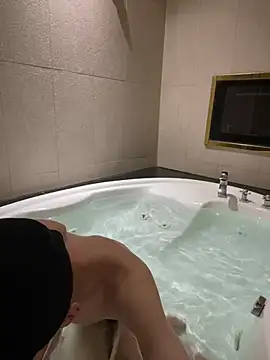 Snapshot of hihi0169 chatting on February 1, 2025, 2:02 pm hihi0169 online show from February 1, 2025, 2:02 pm