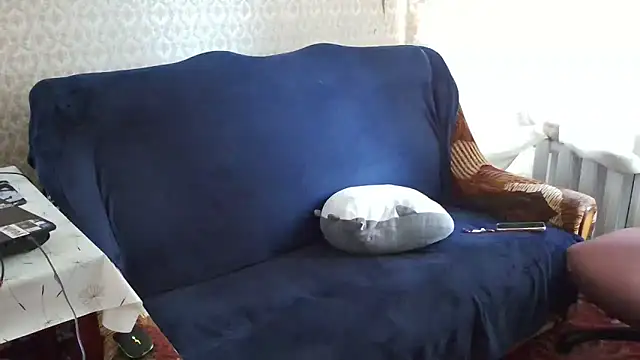 franceska blue online show from April 11, 2026, 1:15 pm