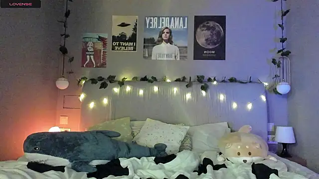 Snapshot of Anisawithlove chatting on December 3, 2024, 5:12 pm Anisawithlove online show from December 3, 2024, 5:12 pm