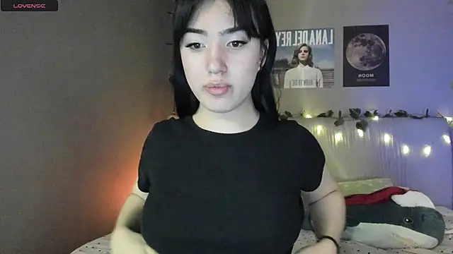 Snapshot of Anisawithlove chatting on December 10, 2024, 5:11 pm Anisawithlove online show from December 10, 2024, 5:11 pm