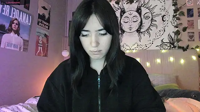 Snapshot of Anisawithlove chatting on December 27, 2024, 6:53 pm Anisawithlove online show from December 27, 2024, 6:53 pm