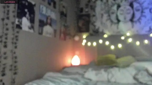 Snapshot of Anisawithlove chatting on February 19, 2025, 3:38 pm Anisawithlove online show from February 19, 2025, 3:38 pm