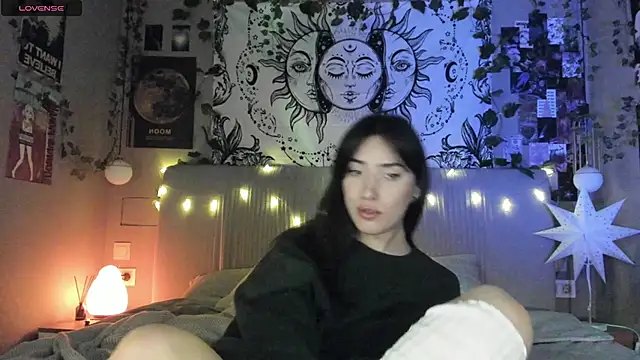 Snapshot of Anisawithlove chatting on February 22, 2025, 6:30 pm Anisawithlove online show from February 22, 2025, 6:30 pm