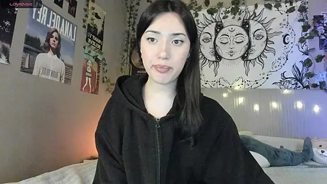 Snapshot of Anisawithlove chatting on March 18, 2025, 2:26 pm Anisawithlove online show from March 18, 2025, 2:26 pm