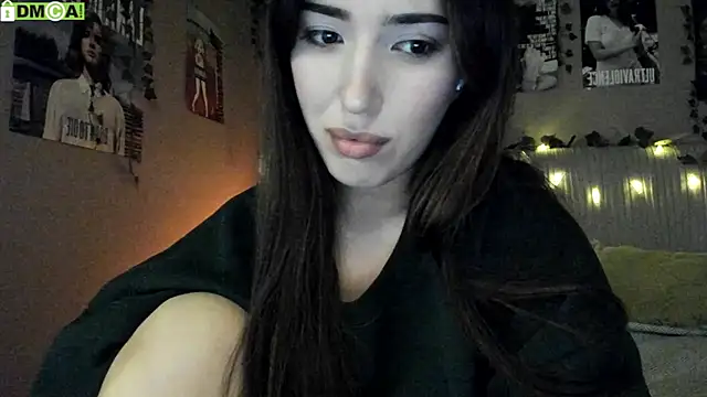 Snapshot of Anisawithlove chatting on October 21, 2025, 8:15 am Anisawithlove online show from October 21, 2025, 8:15 am