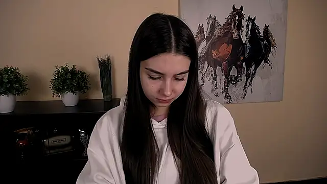 Lili magic online show from December 2, 2025, 8:52 am