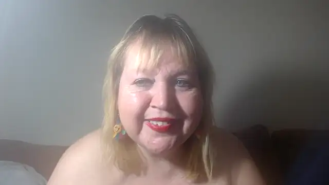 Blasflittchen online show from February 12, 2025, 7:02 pm