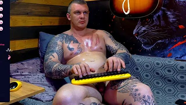 MrrKray online show from April 13, 2026, 8:58 pm