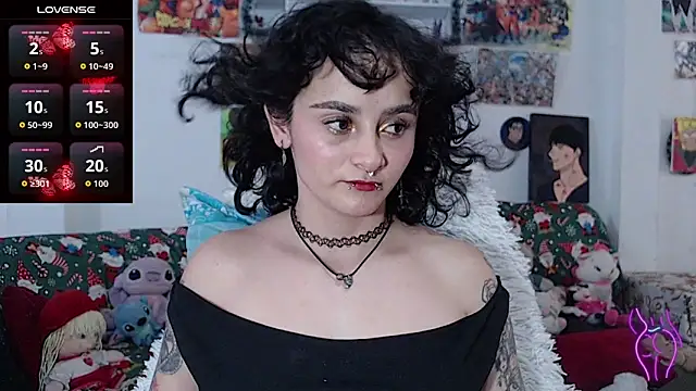 Snapshot of kitty22_ chatting on December 18, 2025, 3:18 pm kitty22 online show from December 18, 2025, 3:18 pm