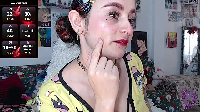 Snapshot of kitty22_ chatting on January 9, 2026, 2:42 pm kitty22 online show from January 9, 2026, 2:42 pm