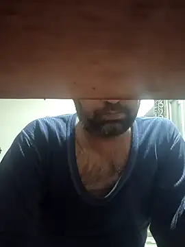 Snapshot of lund_lol chatting on February 21, 2025, 4:48 pm lund lol online show from February 21, 2025, 4:48 pm