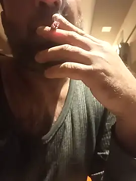 Snapshot of lund_lol chatting on March 5, 2025, 4:13 pm lund lol online show from March 5, 2025, 4:13 pm