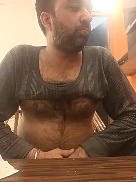 Snapshot of lund_lol chatting on March 8, 2025, 3:45 pm lund lol online show from March 8, 2025, 3:45 pm