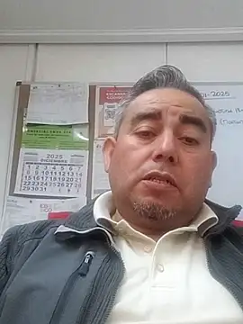 Manolete007x online show from January 9, 2026, 8:32 pm