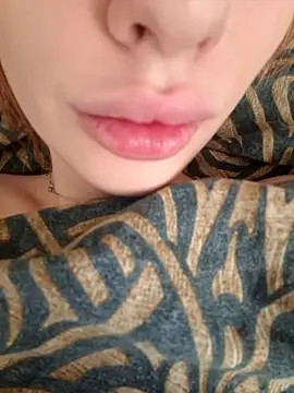 Elza kom online show from January 16, 2026, 6:39 am