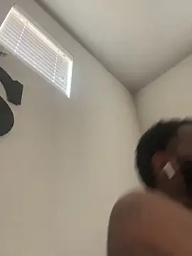 Snapshot of Cookieemonster chatting on January 13, 2025, 3:58 pm Cookieemonster online show from January 13, 2025, 3:58 pm