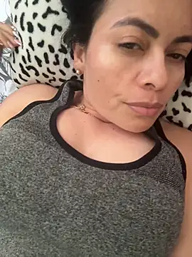 Snapshot of Janna099 chatting on January 22, 2025, 5:49 pm Janna099 online show from January 22, 2025, 5:49 pm