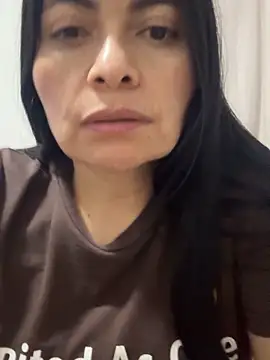 Snapshot of Janna099 chatting on February 27, 2025, 1:27 am Janna099 online show from February 27, 2025, 1:27 am