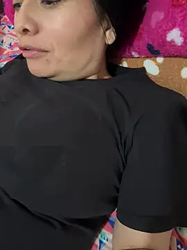 Snapshot of Janna099 chatting on March 12, 2025, 6:11 pm Janna099 online show from March 12, 2025, 6:11 pm