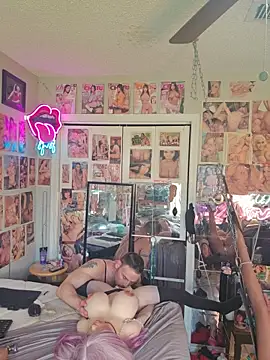 Snapshot of luvs2cumm69 chatting on May 7, 2026, 4:34 pm luvs2cumm69 online show from May 7, 2026, 4:34 pm