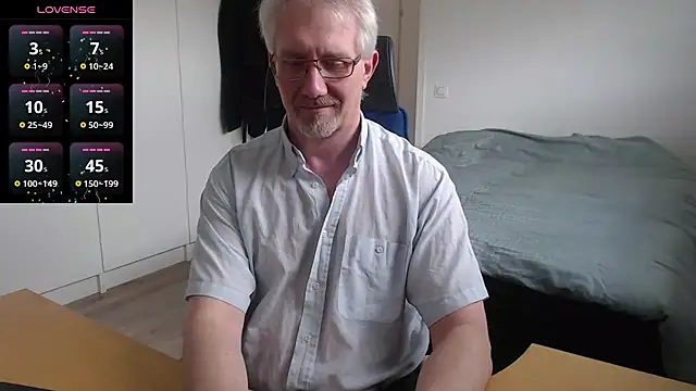 Snapshot of tom-swede chatting on March 15, 2026, 1:39 pm tom-swede online show from March 15, 2026, 1:39 pm