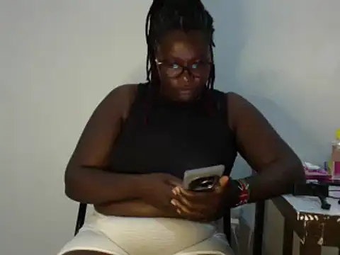 Snapshot of Nevvy_Pretty chatting on January 24, 2025, 2:07 am Nevvy Pretty online show from January 24, 2025, 2:07 am