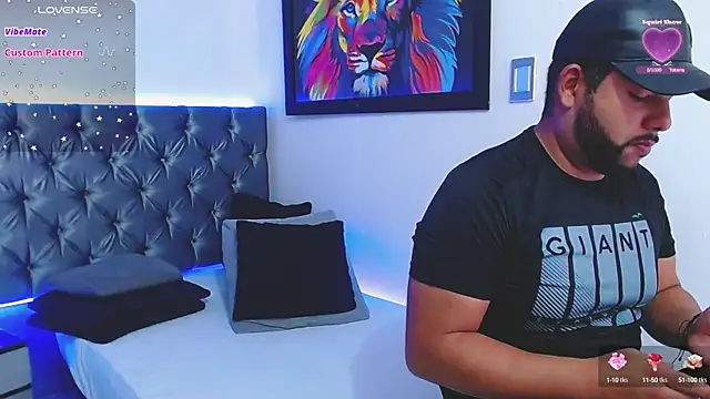 Snapshot of passionate_love22 chatting on February 18, 2025, 6:04 pm passionate love22 online show from February 18, 2025, 6:04 pm