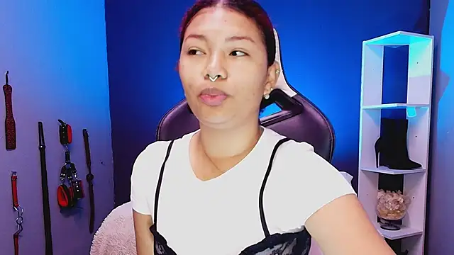 JadaRoberts online show from November 15, 2025, 12:34 pm