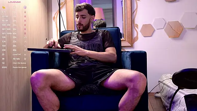 Snapshot of enzo_herrera01 chatting on February 27, 2025, 1:05 am enzo herrera01 online show from February 27, 2025, 1:05 am