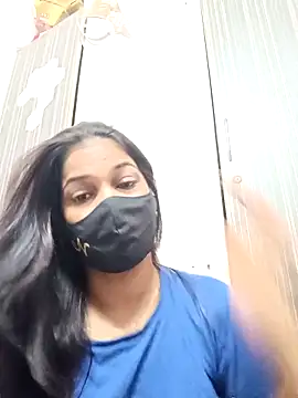 indianliza online show from April 7, 2026, 2:56 am